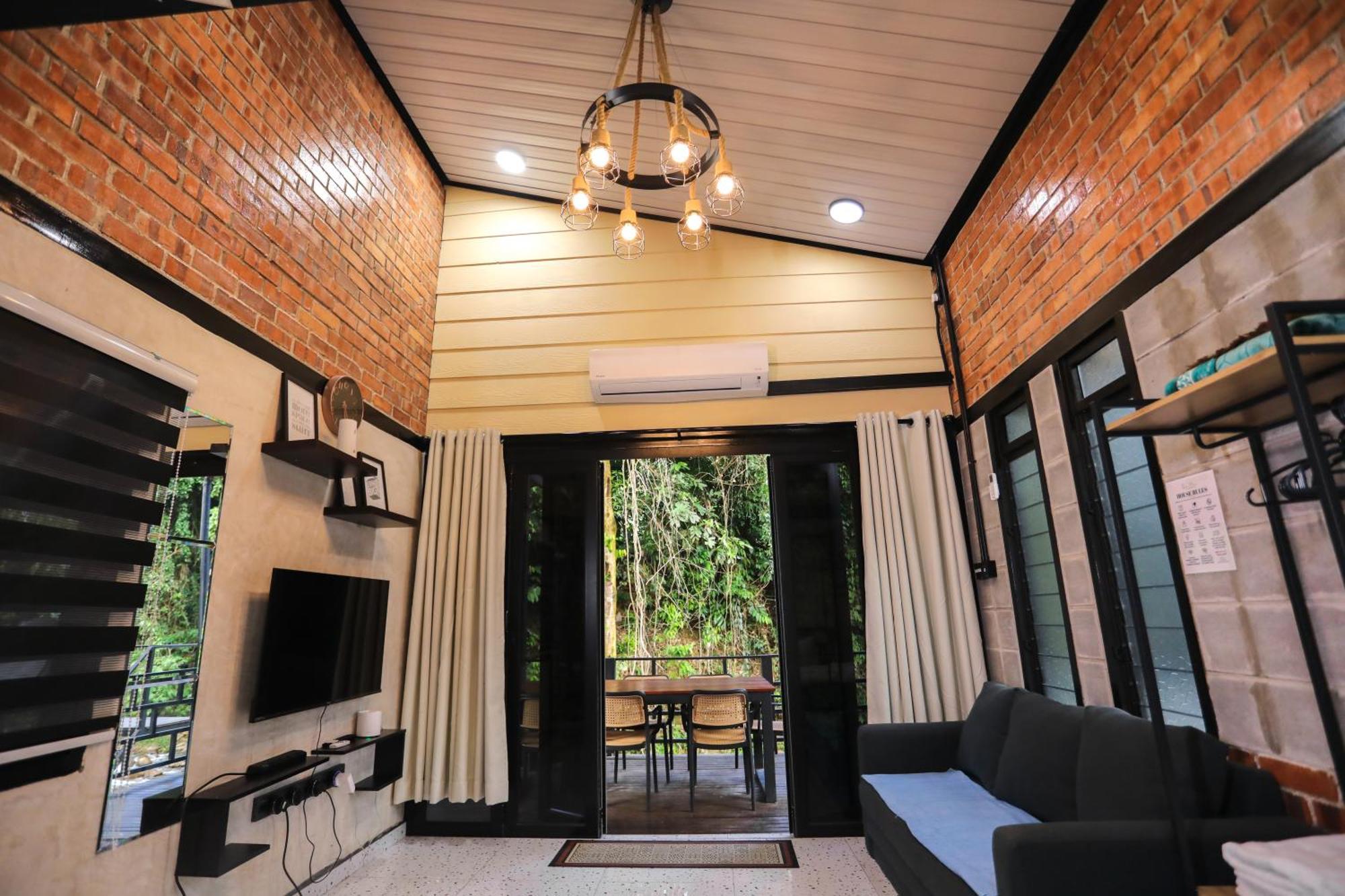 Casa Damai Janda Baik - Riverview Tiny House Bentong Buitenkant foto