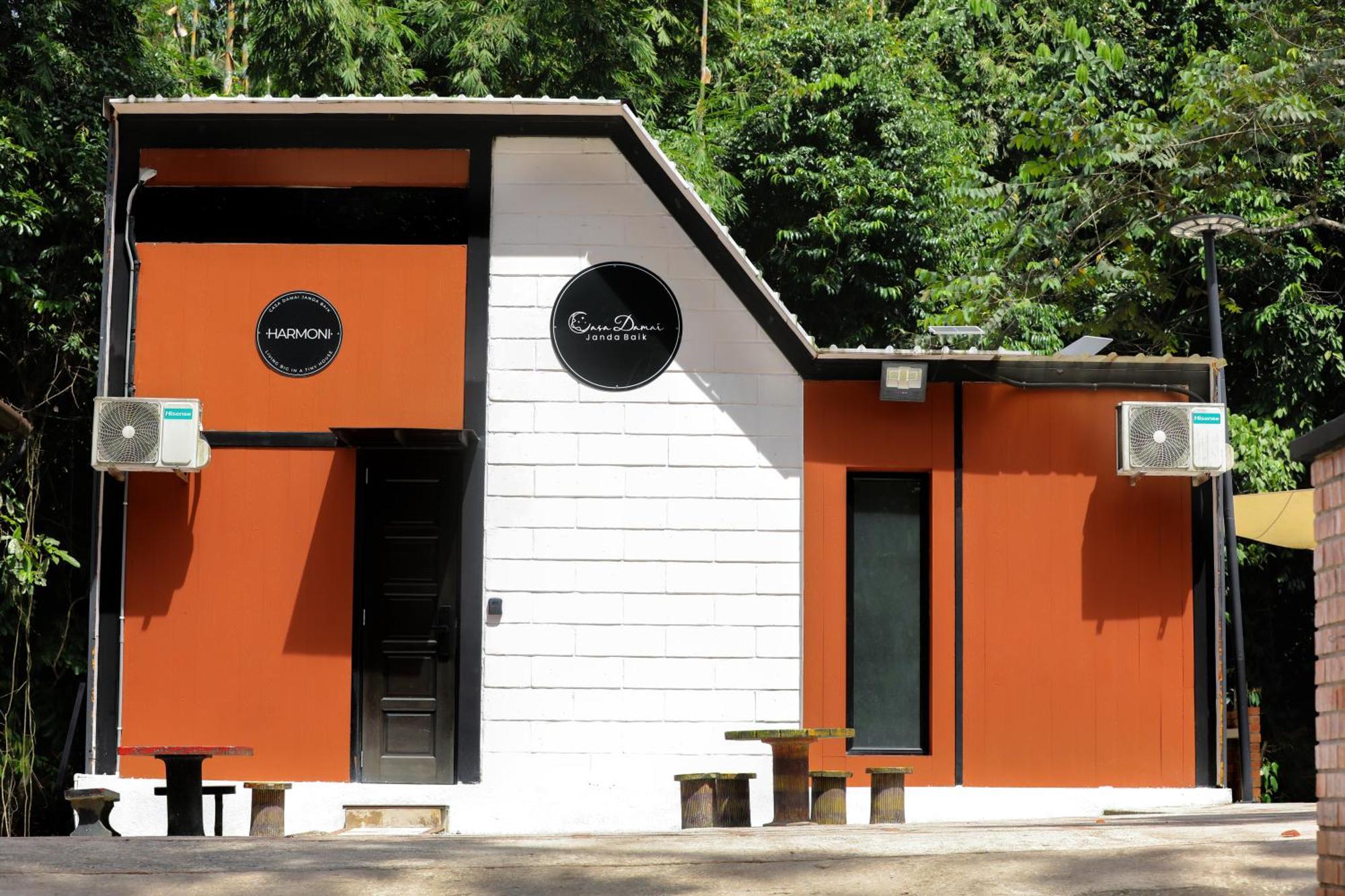Casa Damai Janda Baik - Riverview Tiny House Bentong Buitenkant foto