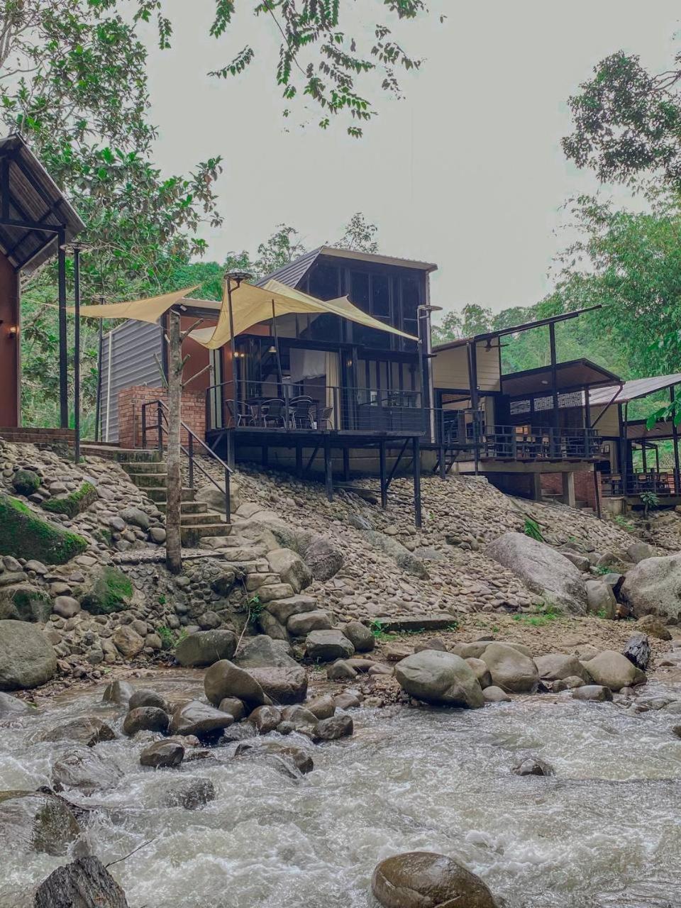 Casa Damai Janda Baik - Riverview Tiny House Bentong Buitenkant foto