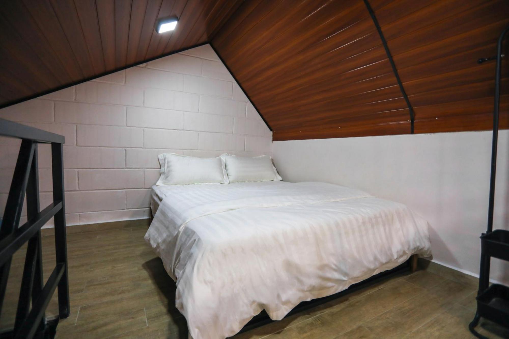 Casa Damai Janda Baik - Riverview Tiny House Bentong Buitenkant foto