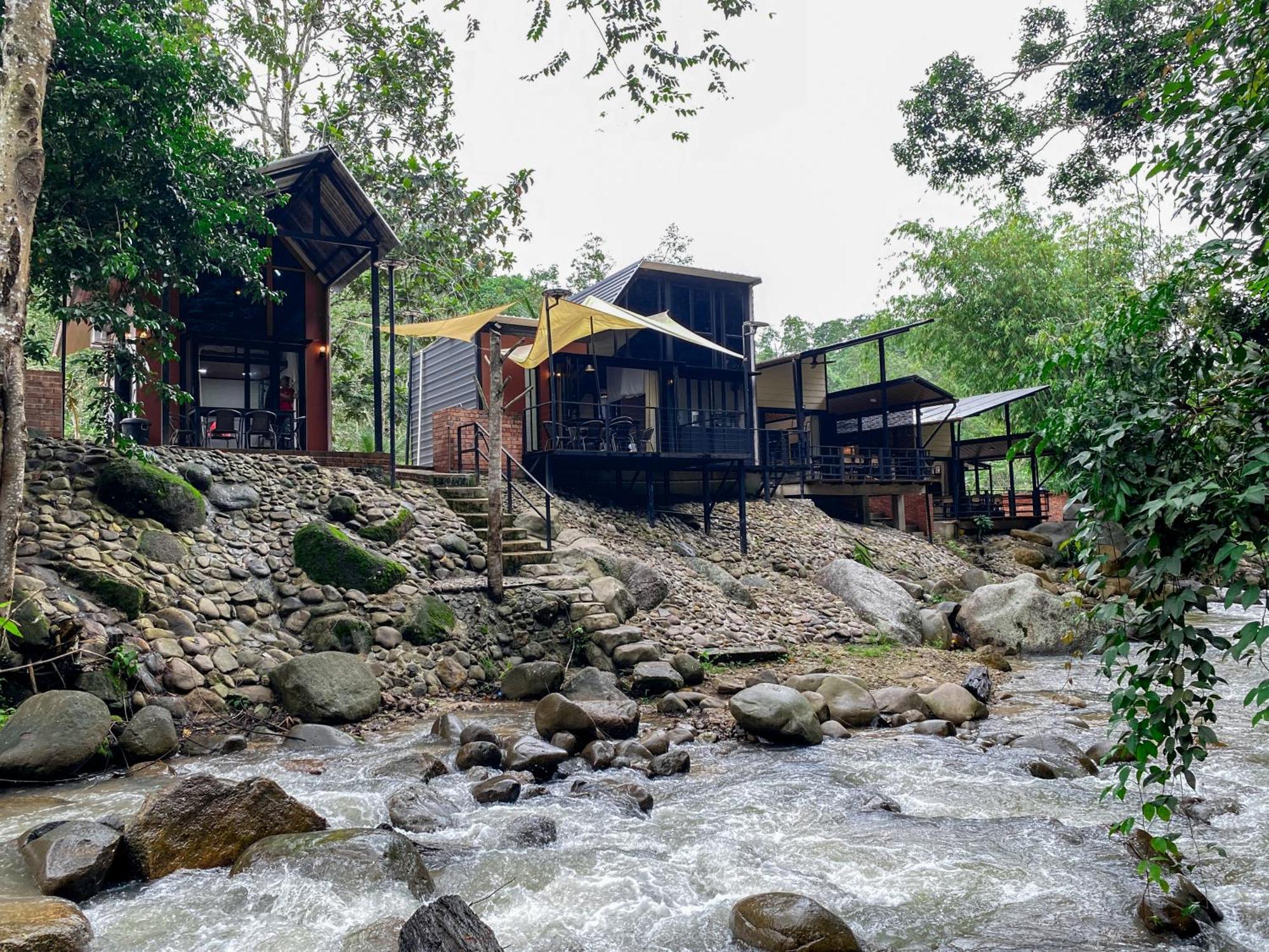 Casa Damai Janda Baik - Riverview Tiny House Bentong Buitenkant foto